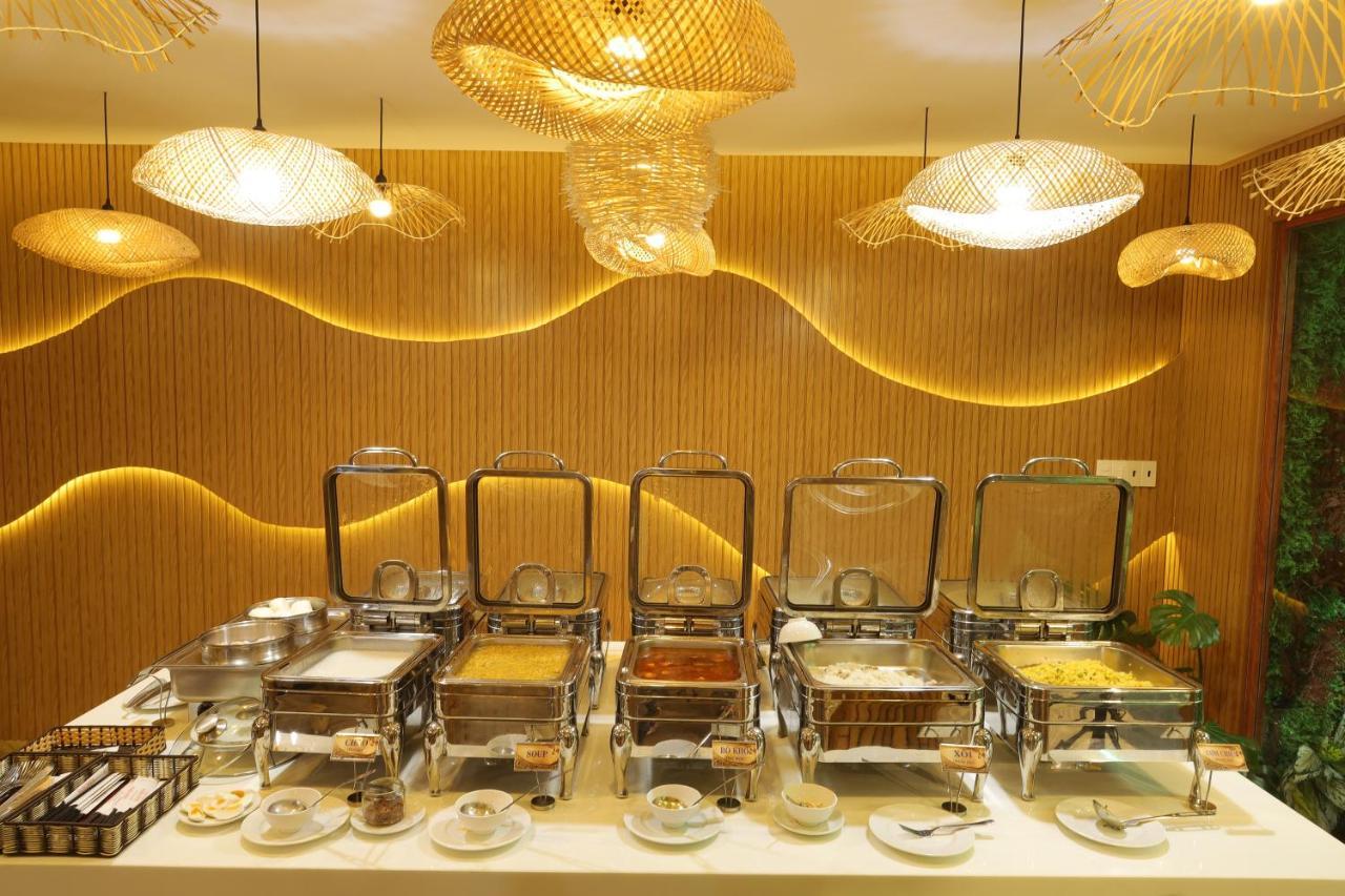 Pleiku Hotel Eksteriør billede